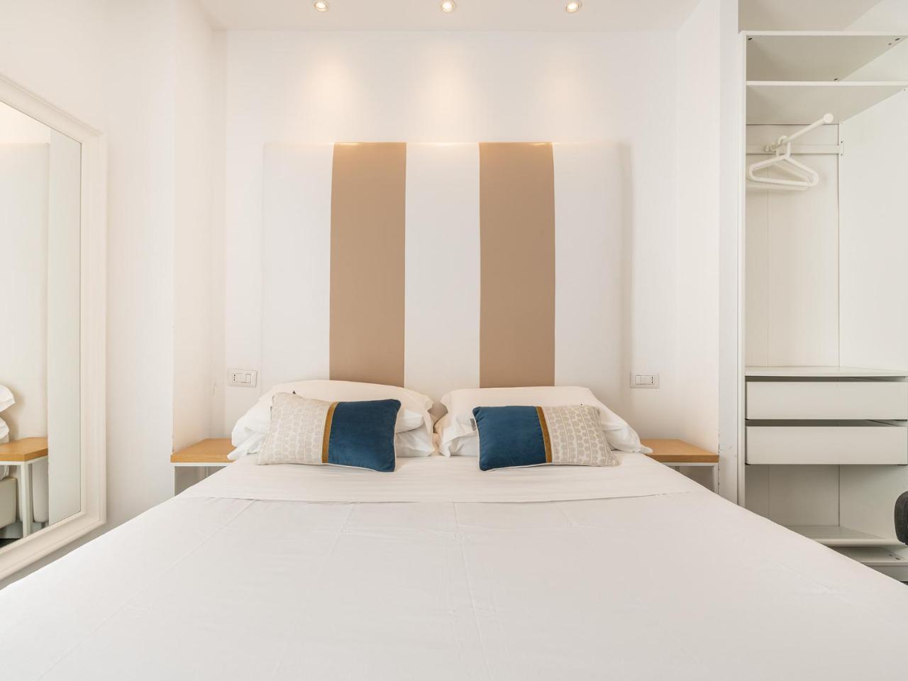 Pley Boutique Del Centro 2