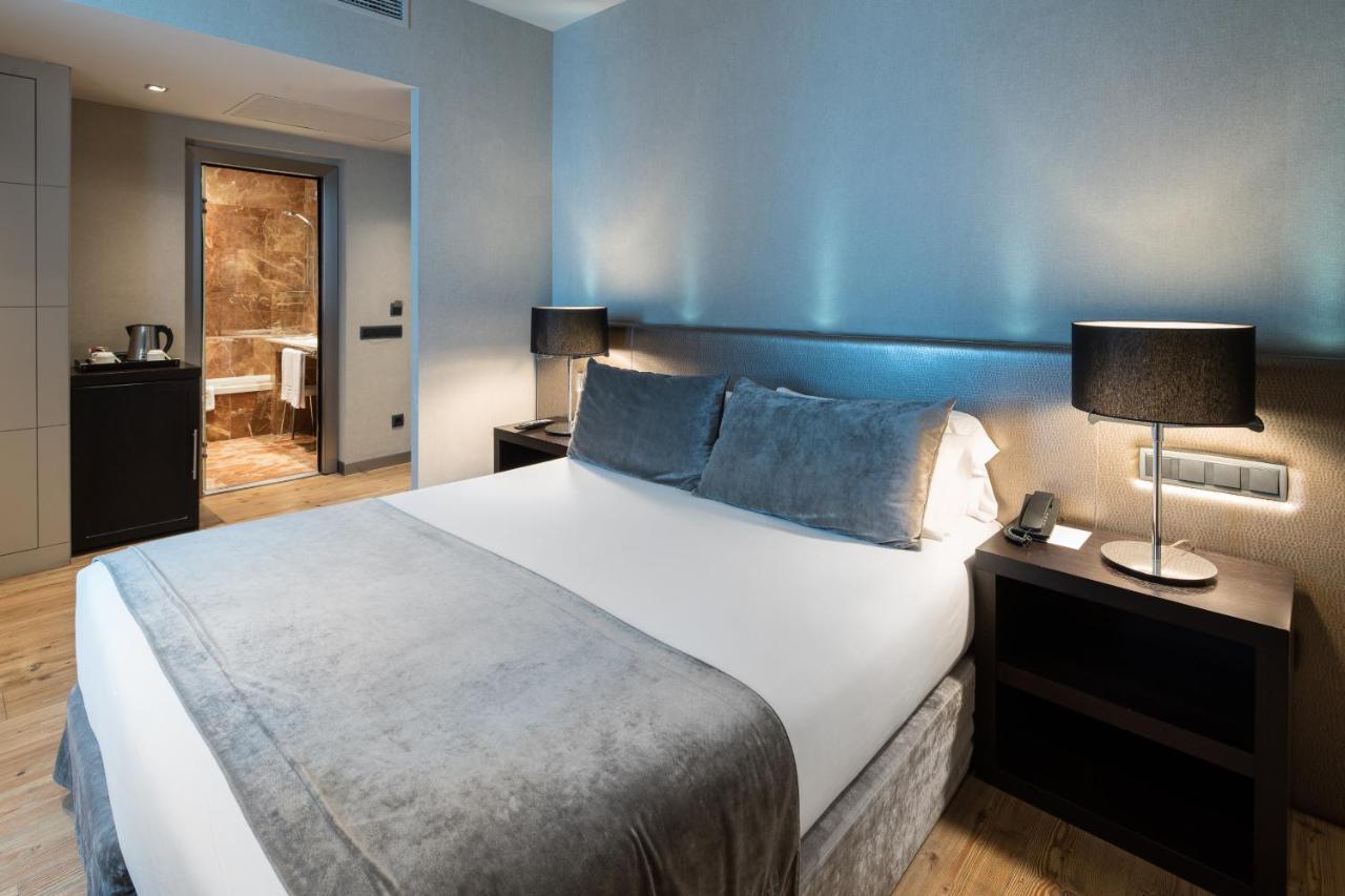 Catalonia Portal de L'angel 1