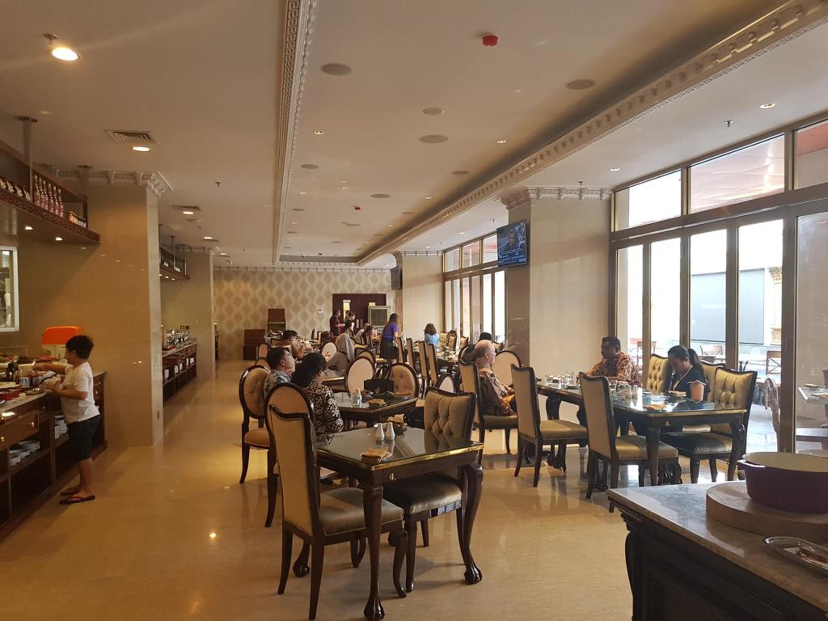 Myko Hotel & Convention Center 1