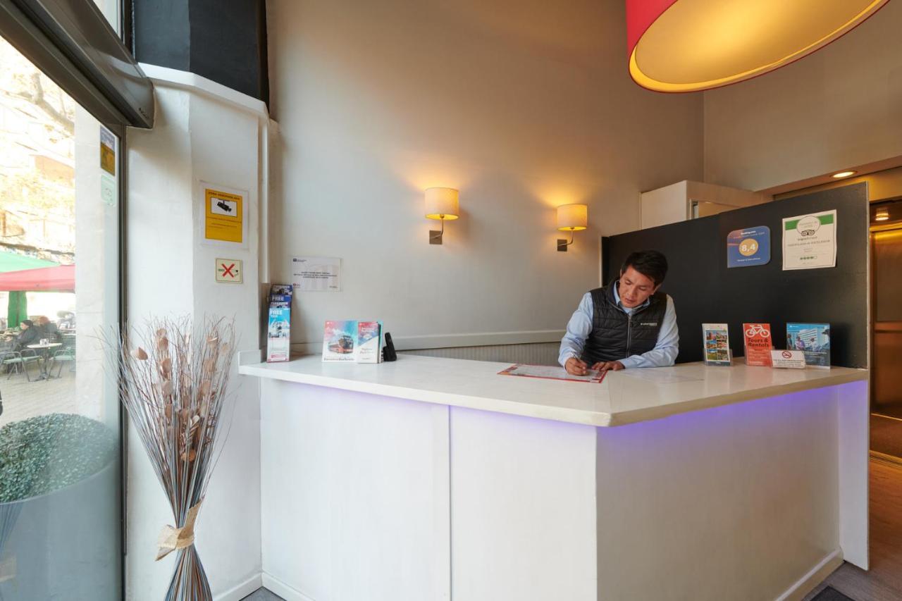 Hostal Mayerling Centro 1