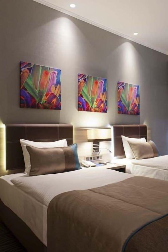 Ostimpark Business 1