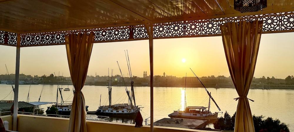 Senmut Luxor (Adults only)