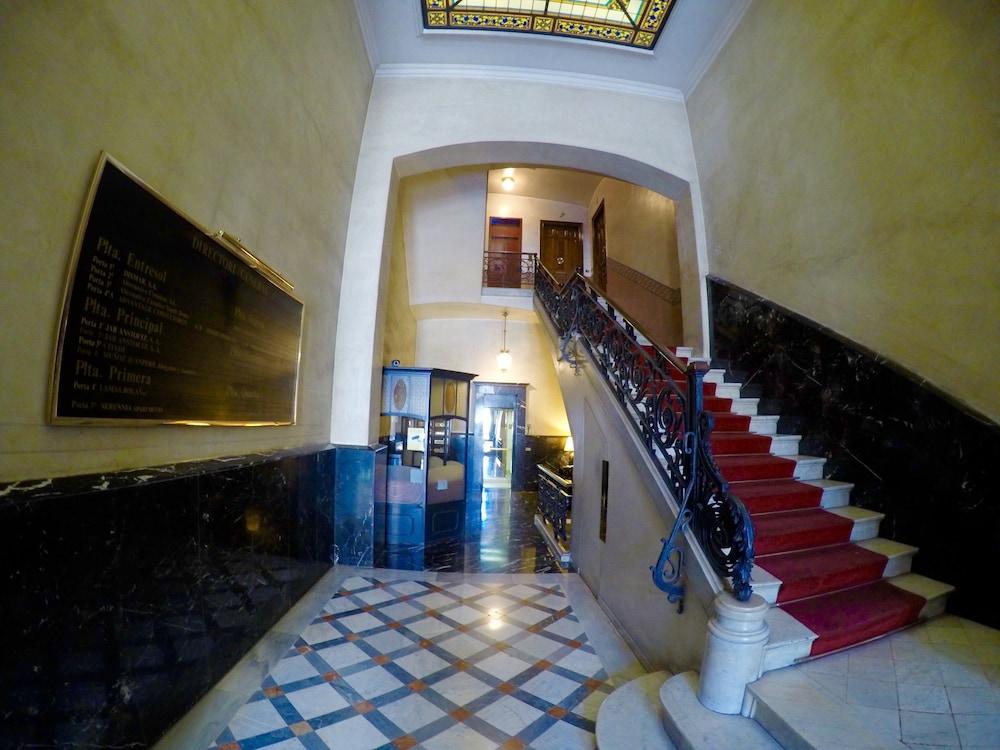 Alternative Creative Youth Hostel Barcelona (Adults only) 1