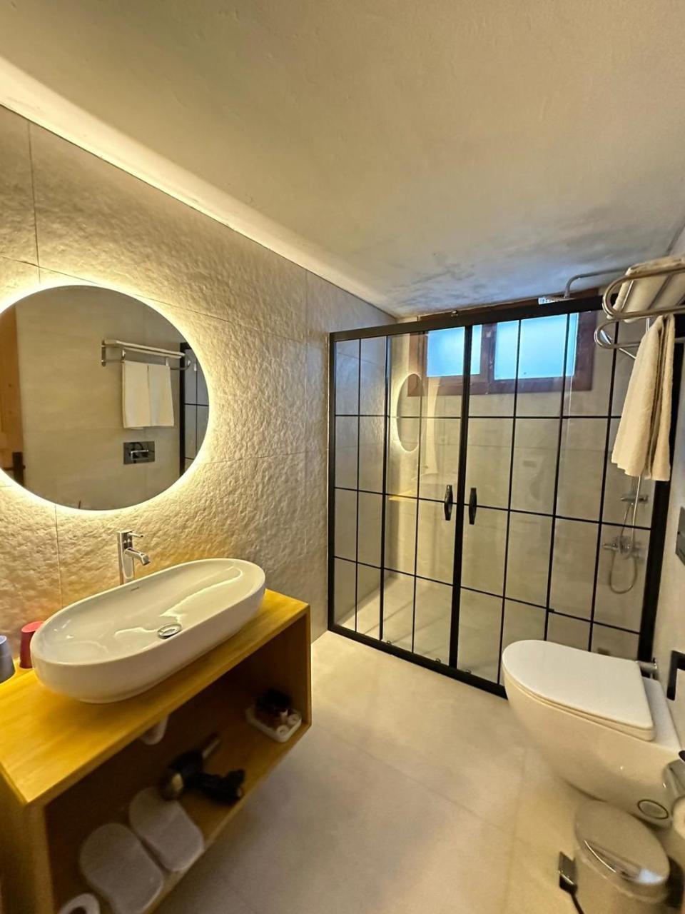 Old Town Deluxe Flats 1