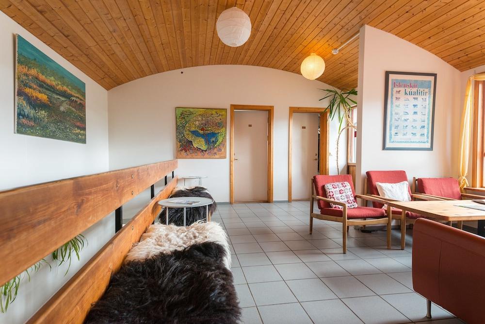 Brekkulaekur Guesthouse 1