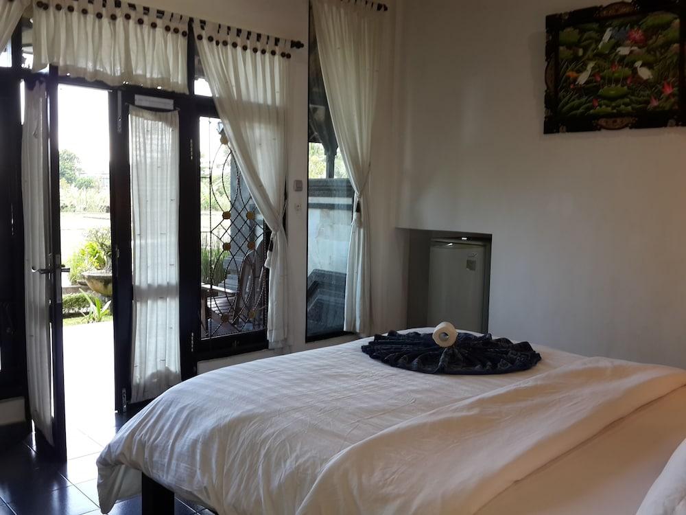 Kunang-Kunang Guest House 1