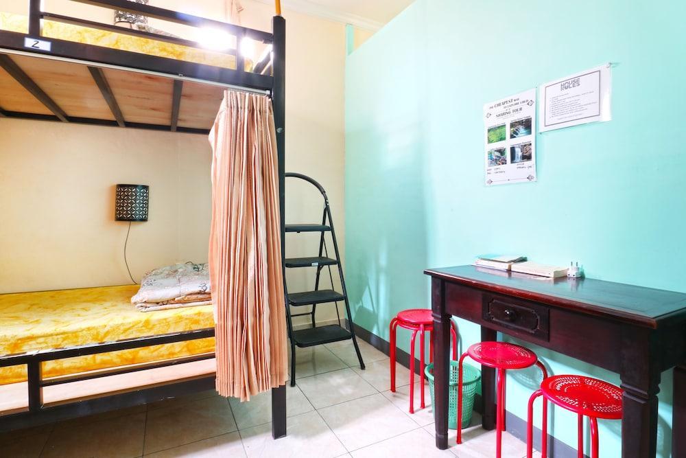 Downtown Monkey Forest Hostel 2