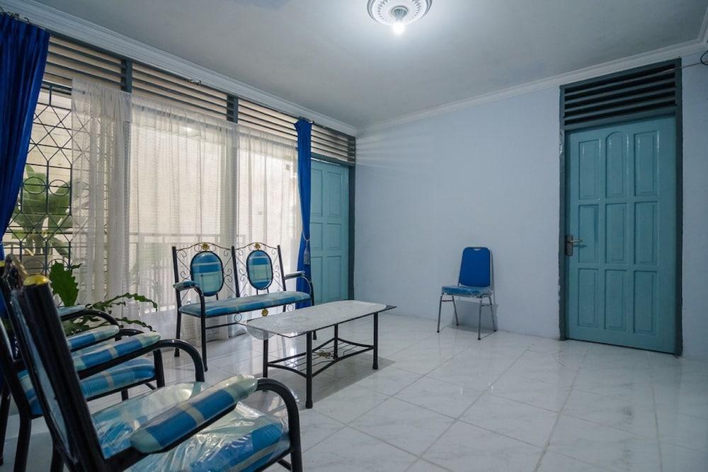 Reddoorz Syariah @ Ahmad Yani Street Balikpapan 1