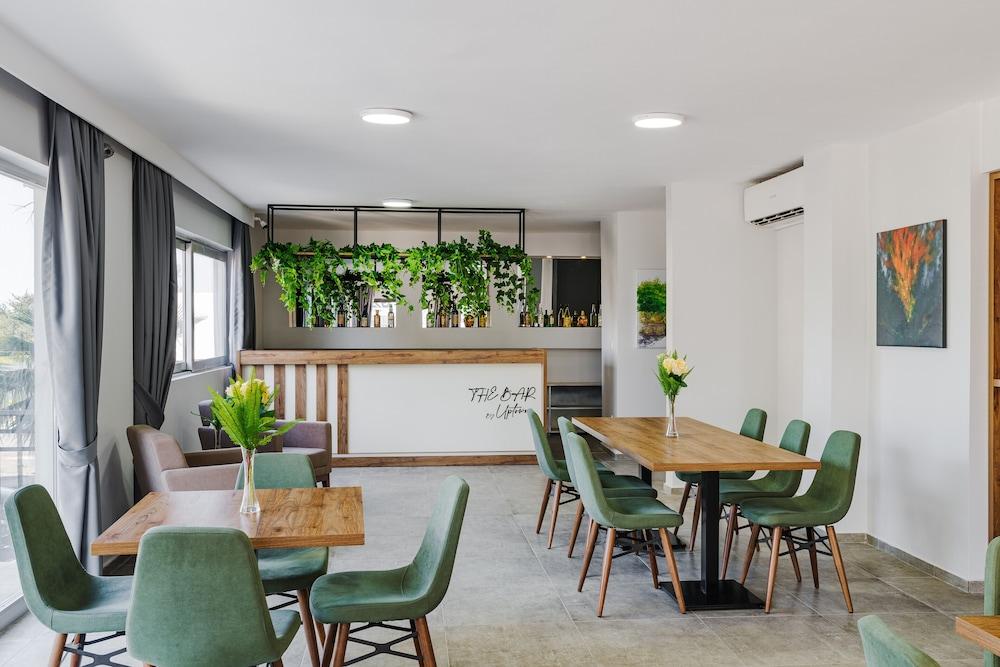 Uptown Buyuk Andolu Girne Hotel 1