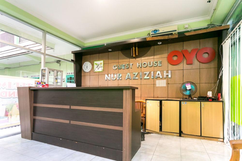 Oyo 754 Nur Aziziah Guest House 1