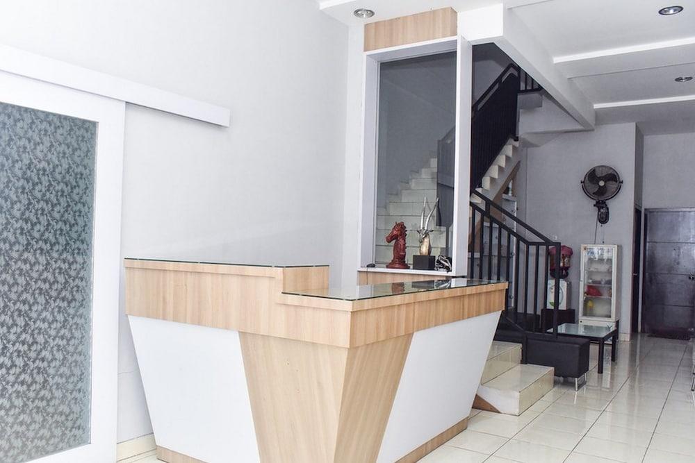 Reddoorz Syariah Near Jalan Somba Opu 2