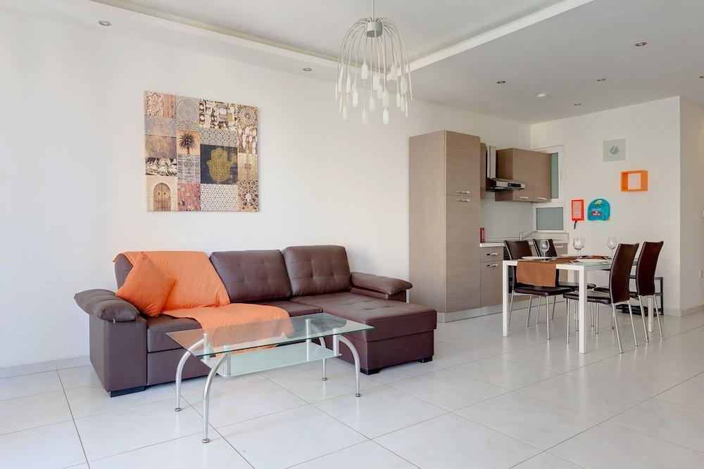 Modern Apartment in the Heart of Saint Julian's