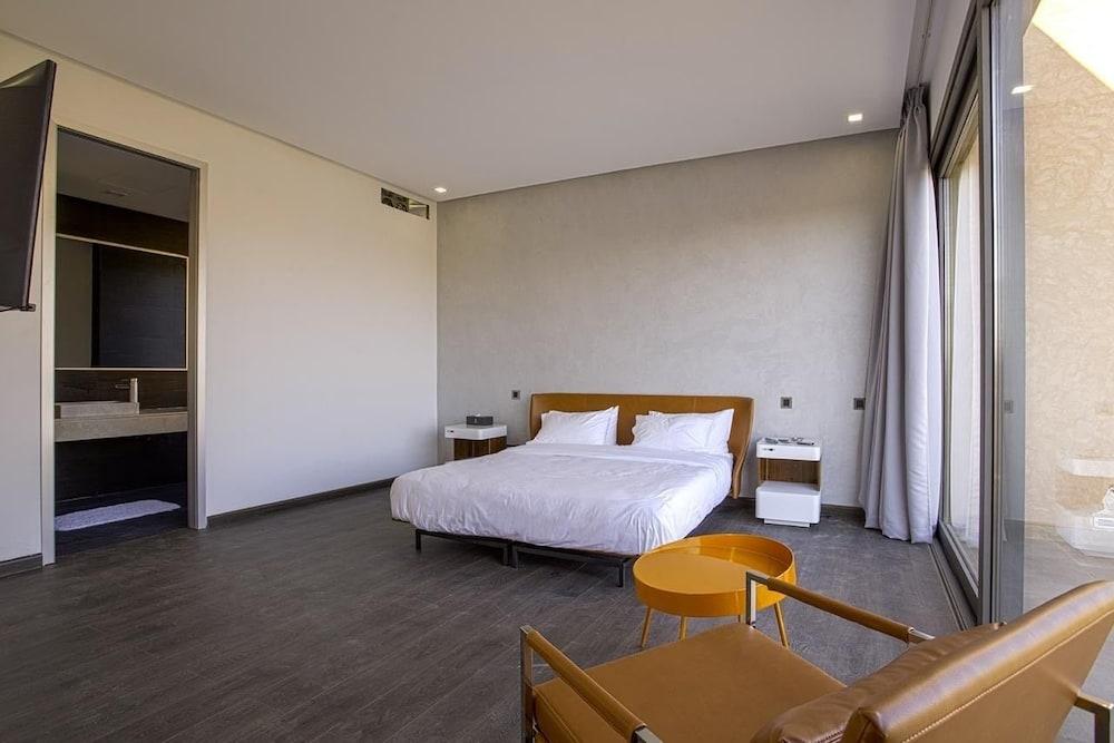 Villa Amara Oliver Palm Resort 2