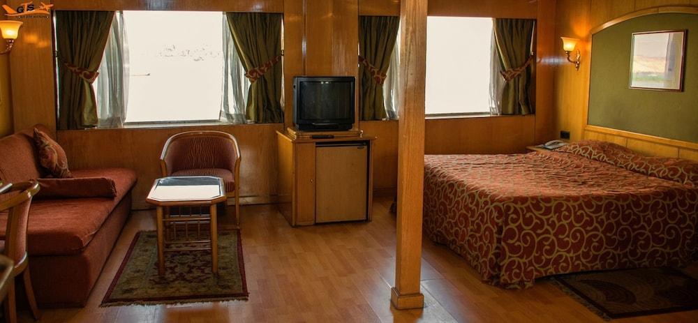 Ms Nephtis Nile Cruise