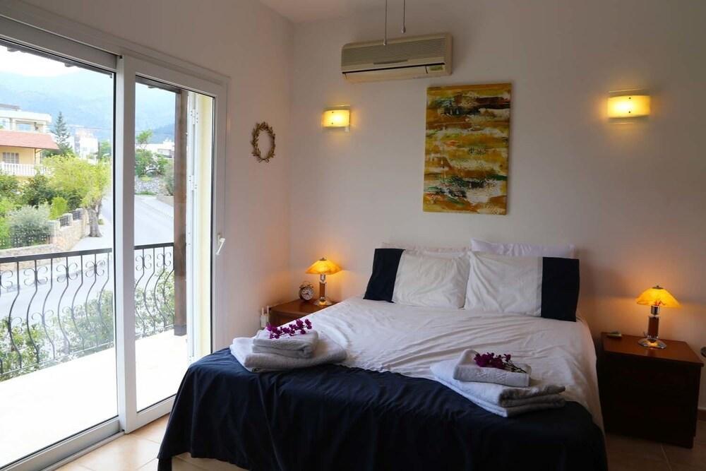 Villa Jasmine by Amy Villas 2