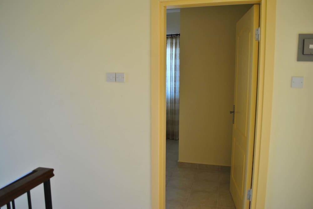 Villa Leroy by Amy Villas 2