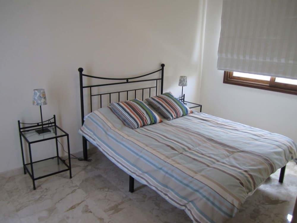 Villa Morlais by Amy Villas 2