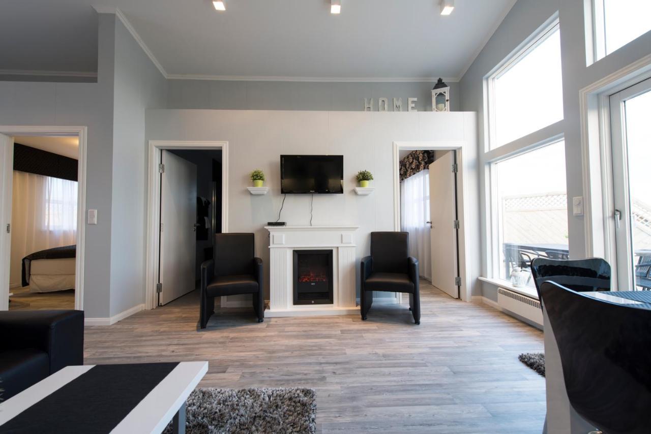 Icelandic Cottages 1