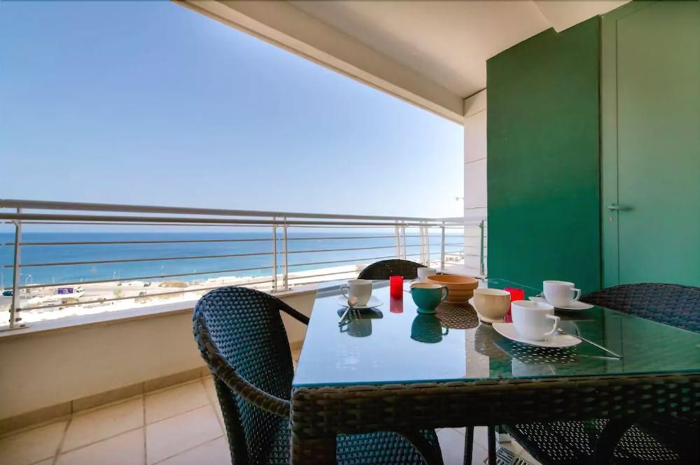 Seaview Apt Incl Pool in Sliema
