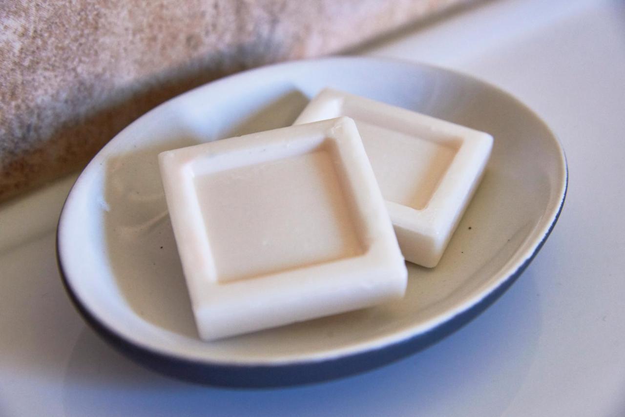 Renovated And Spacious Duplex Apartment with Patio, by Timecooler 2