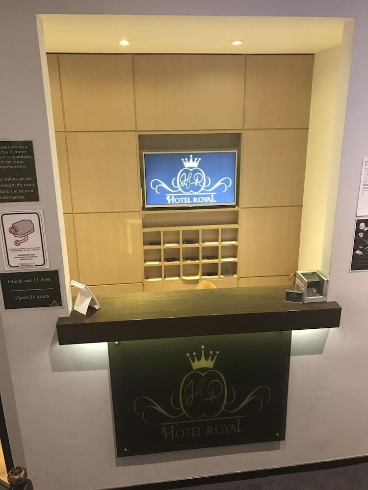 Royal (Adults only) 1