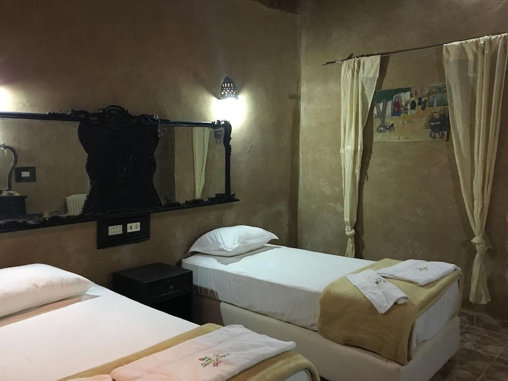 Shanda Lodge Desert Resort 2