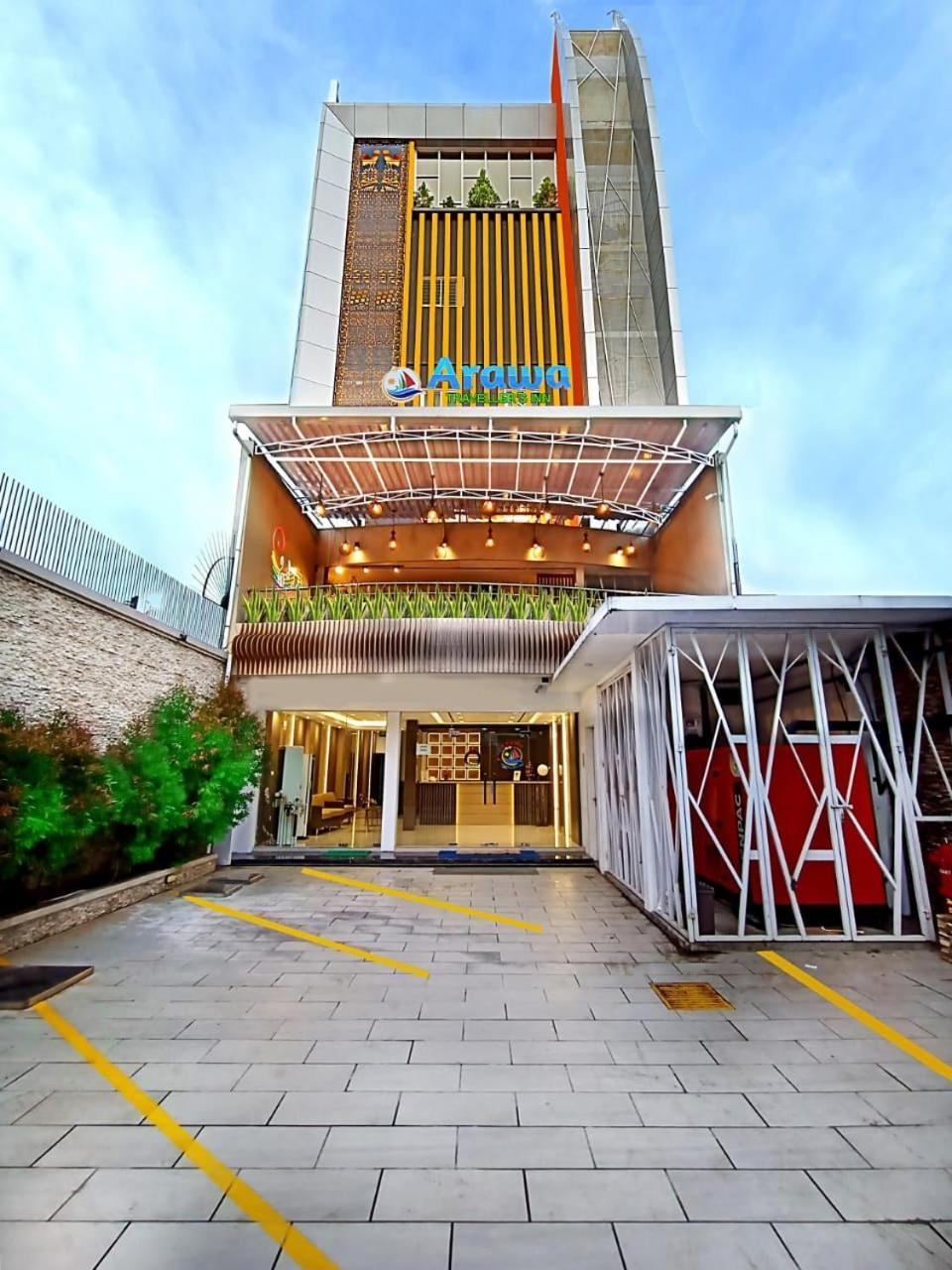 Arawa Traveller's Inn Makassar-Hostel