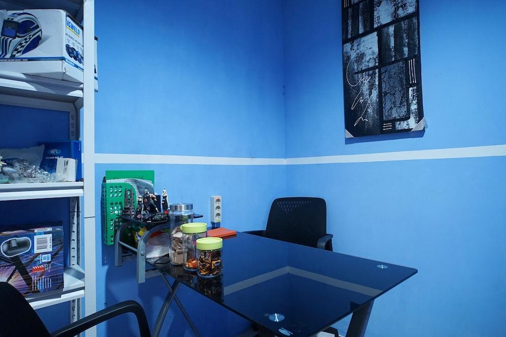 Grand Garuda Guest House by Oyo Rooms 2