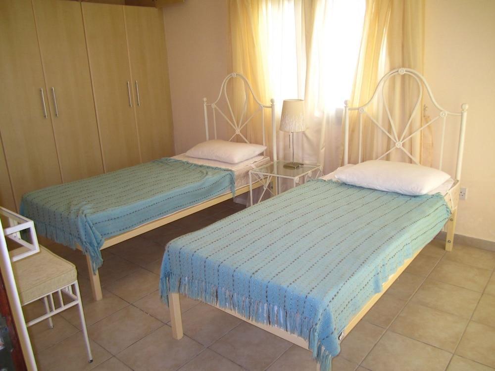 Villa Sunset V25 by Amy Villas 2