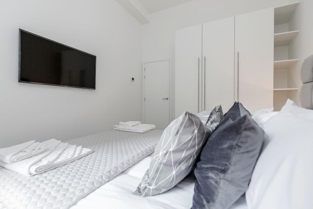 Soho Apartments by Basetogo 2