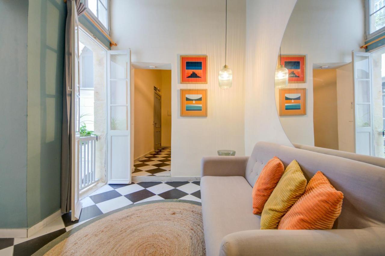 The House in Old Mint Street 2