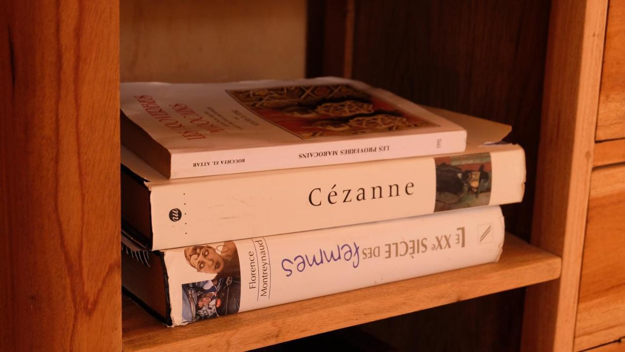 Les Asnouss (Adults only) 1