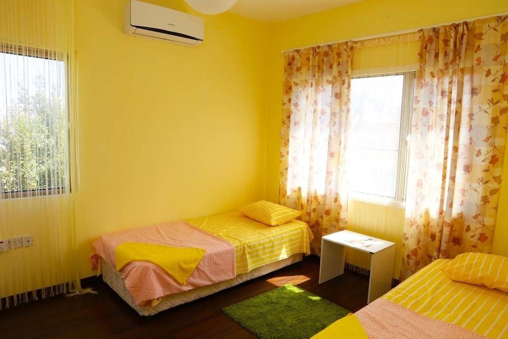 Apartment Mint by Amy Villas