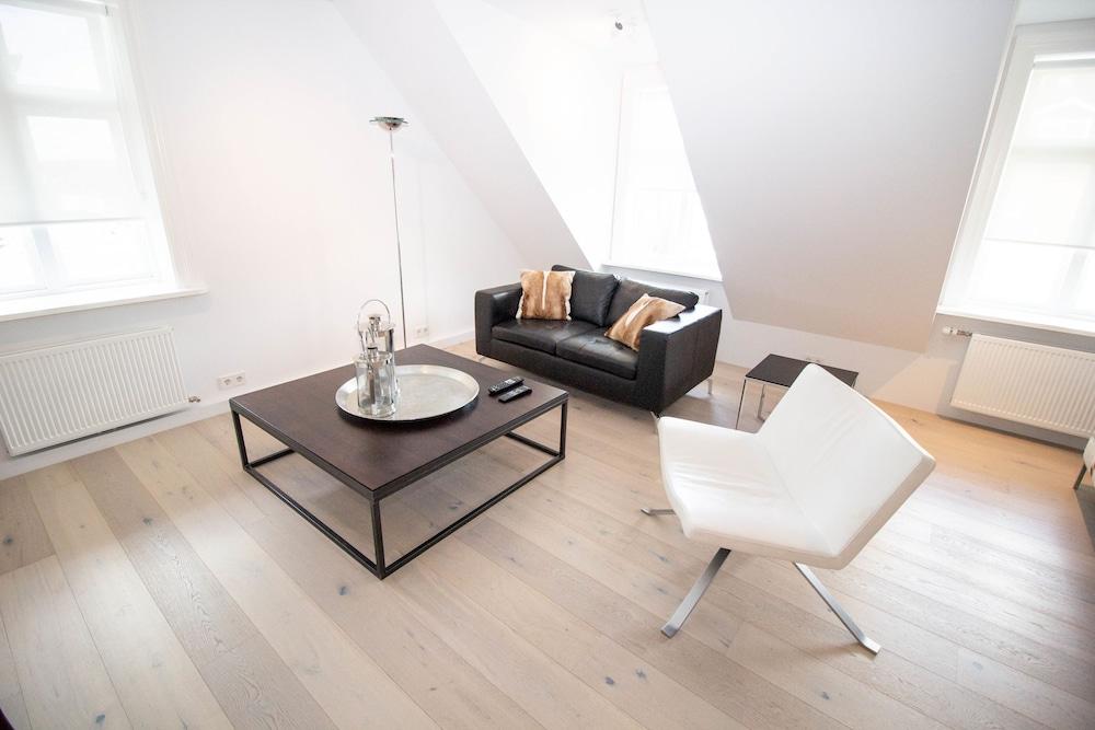 City Point Reykjavik Center