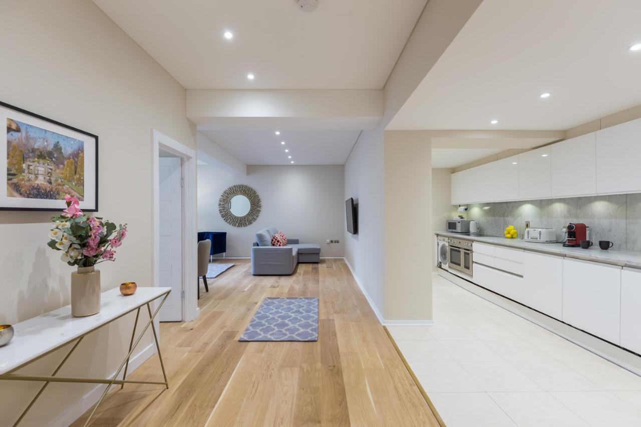 Urban Chic Exeter Heart of Theatre London 1