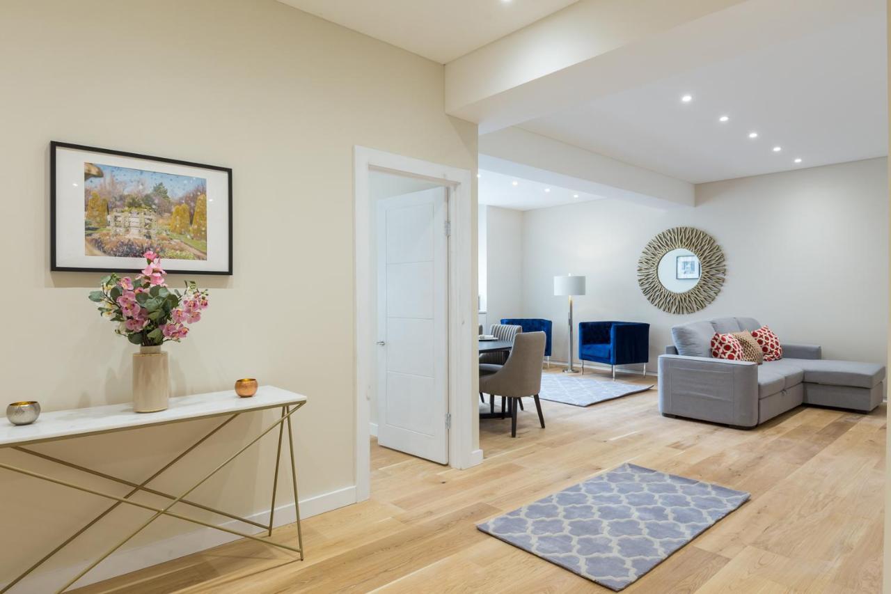 Urban Chic Exeter Heart of Theatre London