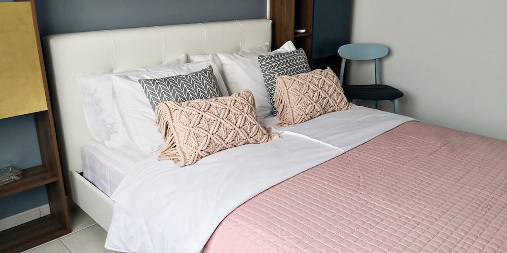 Cozy Getaway in Nicosia 2