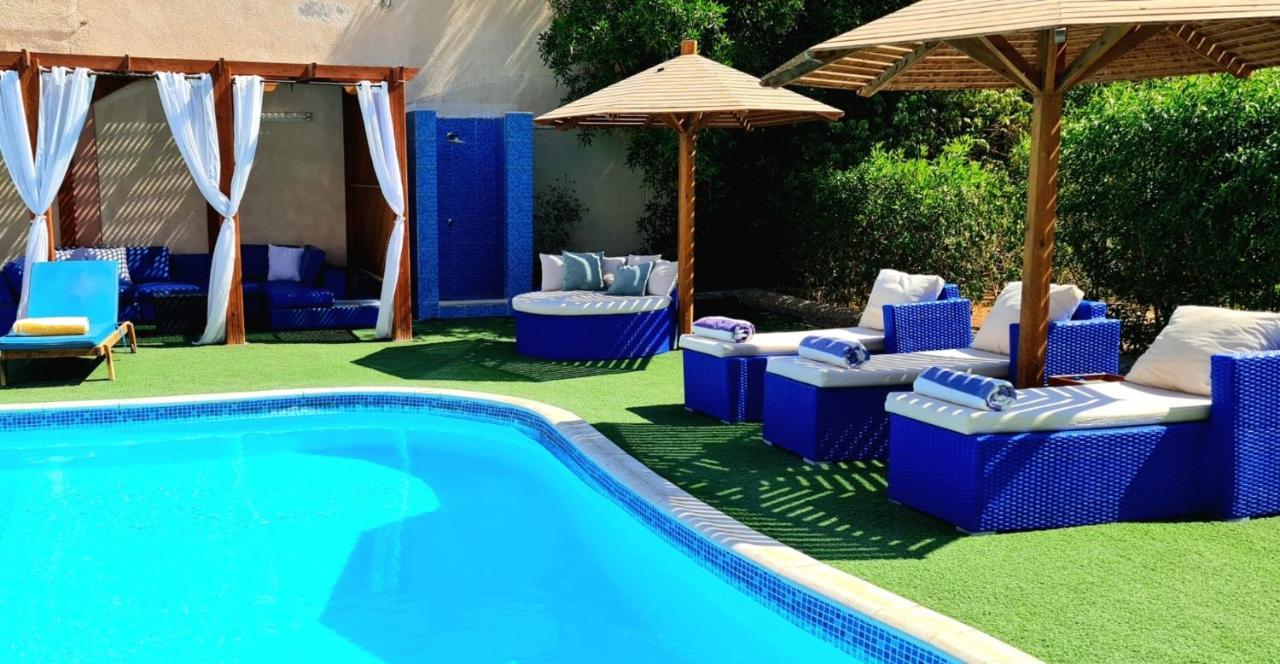 Luxury Royal Blue Family Villa 8pers Private Pool 2