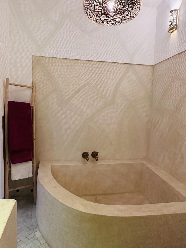 Sirocco D'amour Riad 2