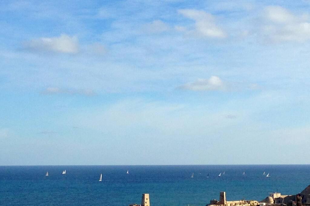 Valletta Art Penthouse with Seaview 2