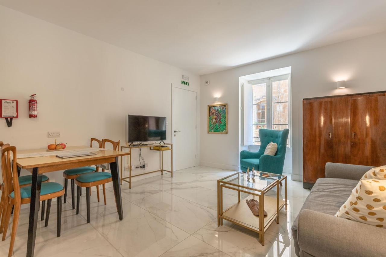 Valletta Central Historical Apartments 2