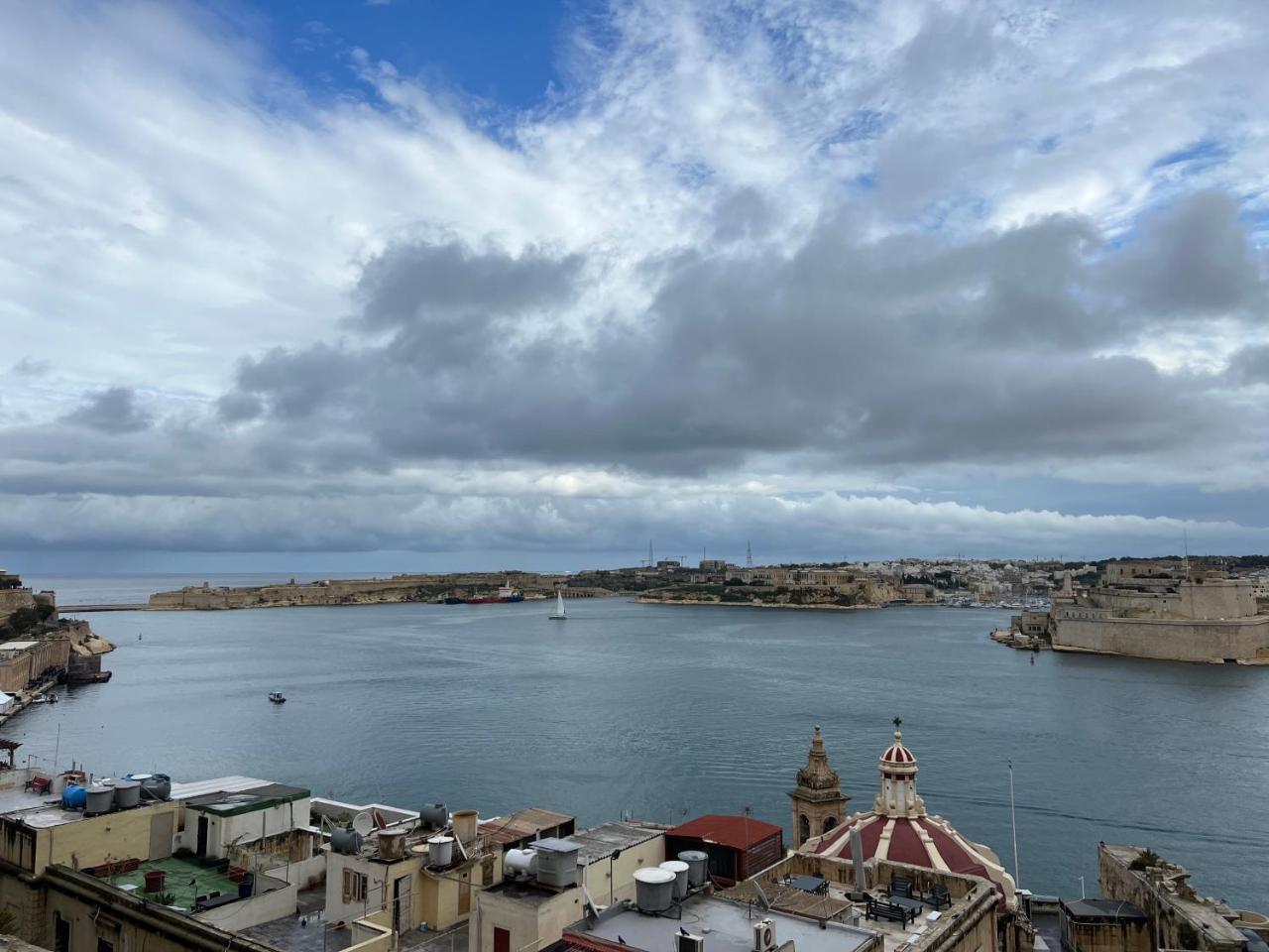 Valletta Harbour View Apartment 2