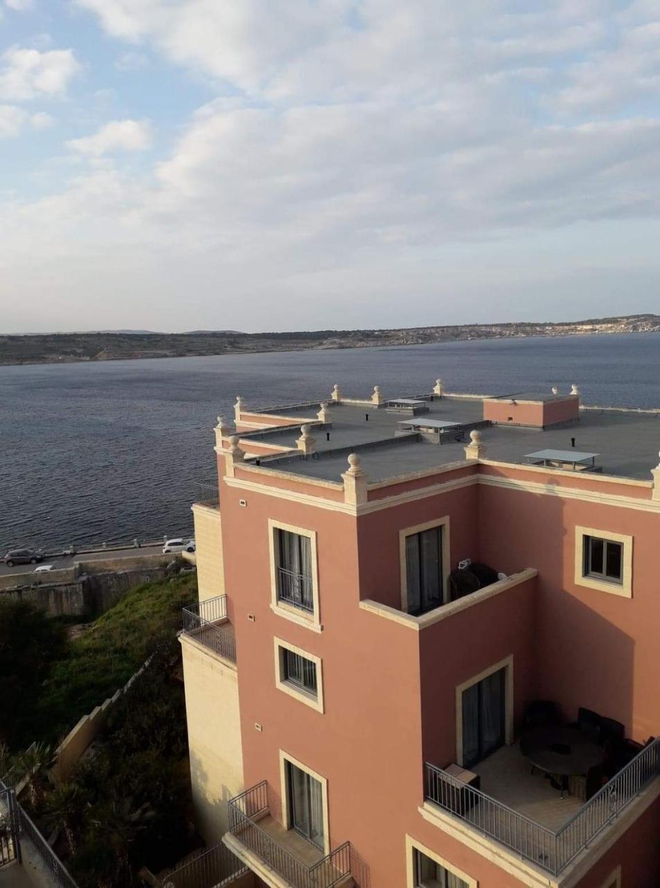 Tas-Sellum Residence 1