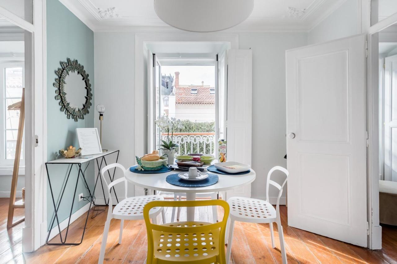 Avenida Da Liberdade Area, Bright And Newly Renovated 2 Bedroom Apartment, Lisbon Historical Center 1