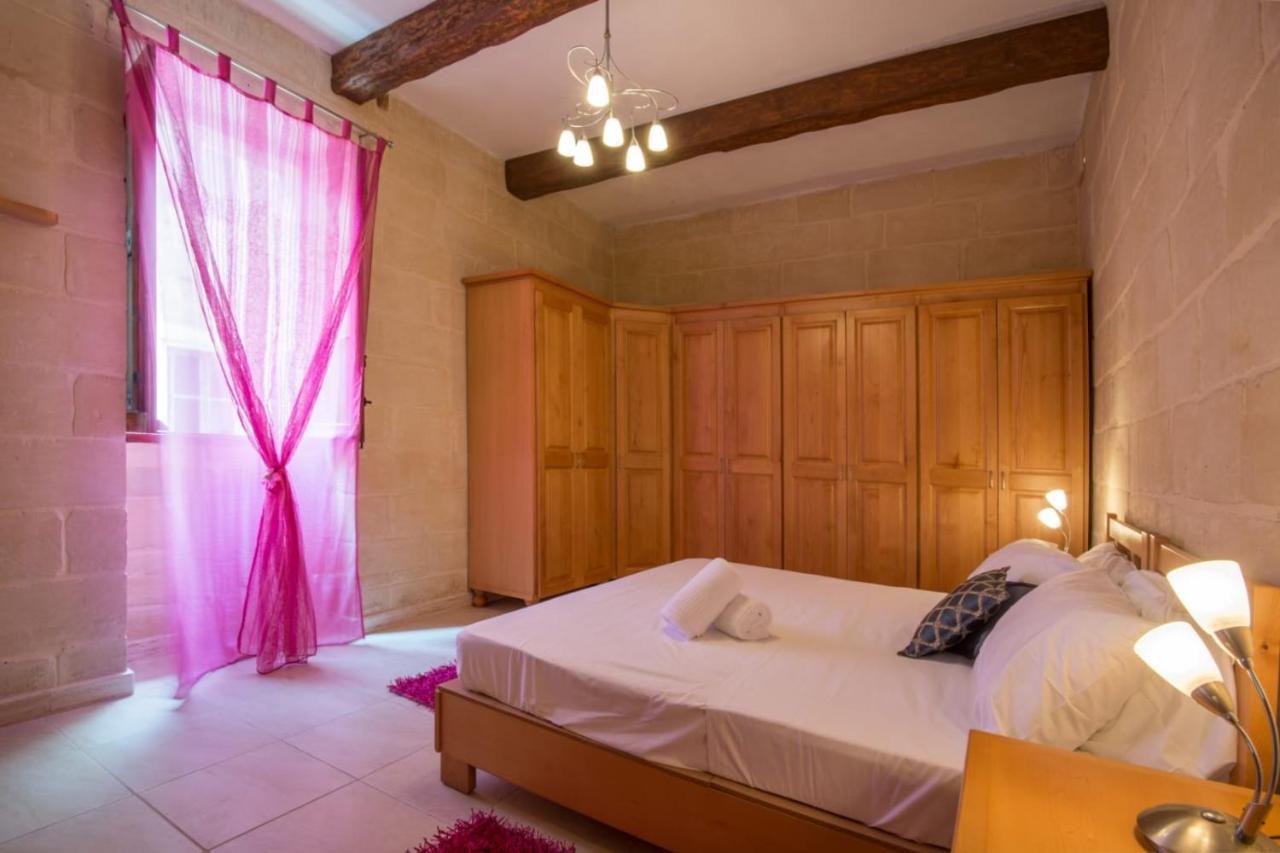 Valletta Grand Central 1