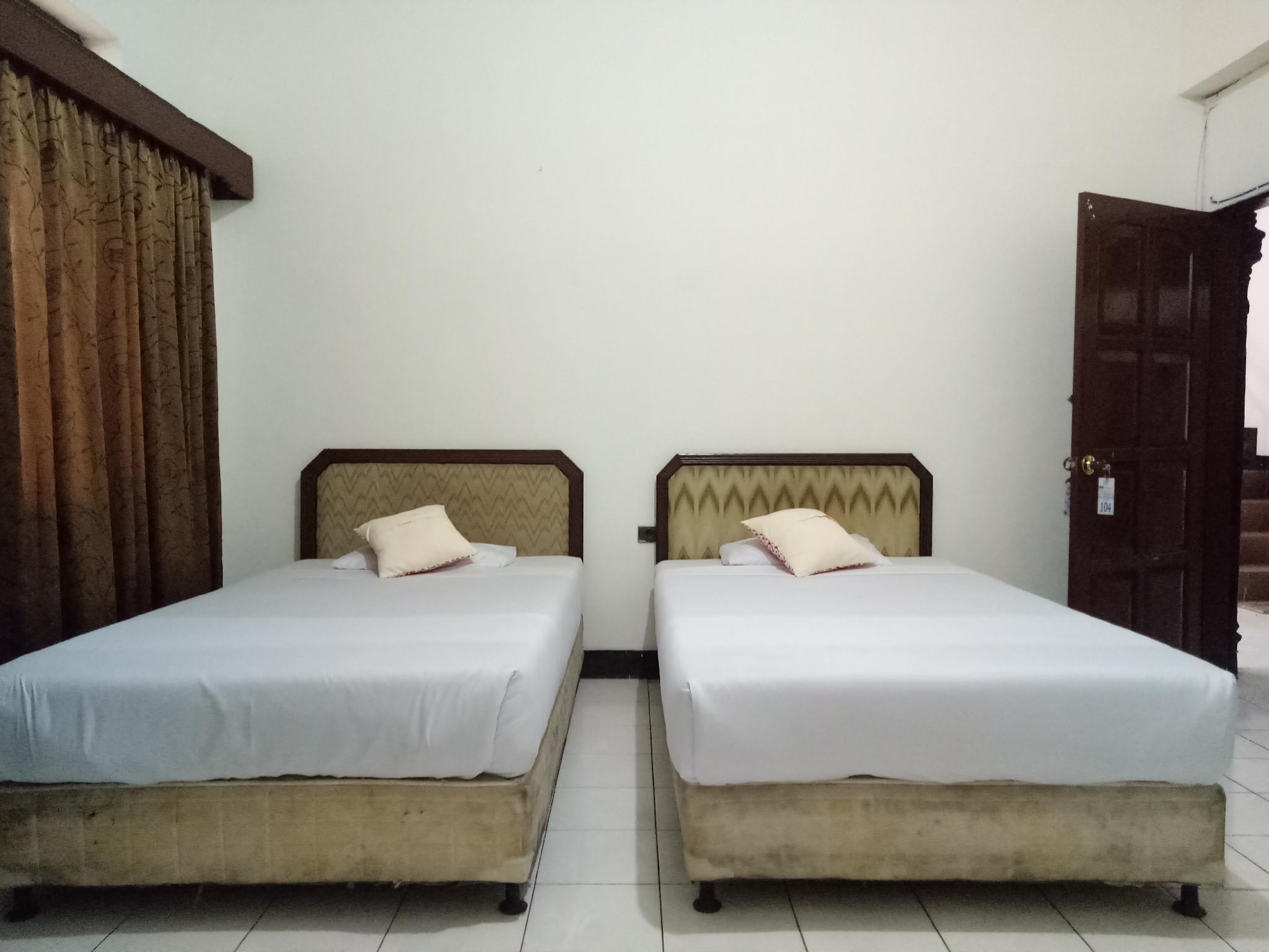 Hotel Transit 1 by Oyo Rooms 2