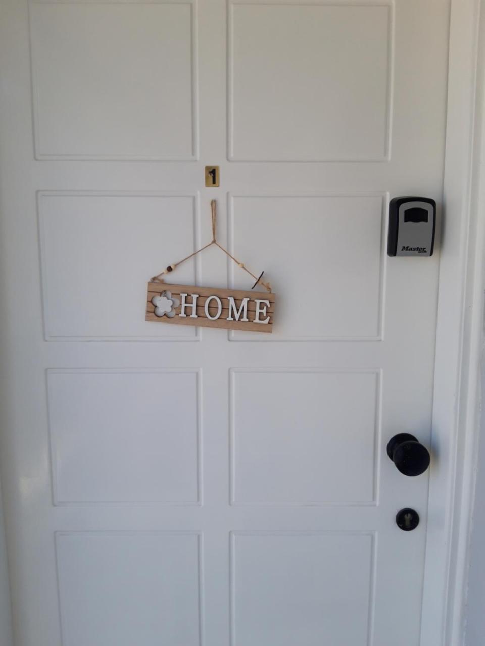 La Veranda Sea View Apartments 2