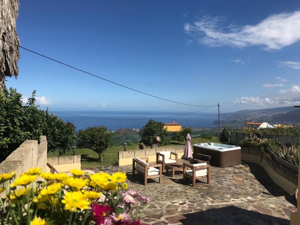 Casitas las Uvas Y las Vinas 2