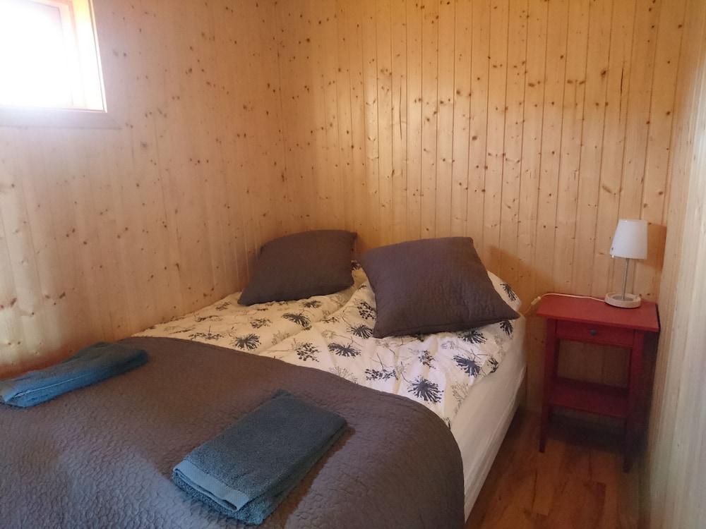 Fossatun Sunset Cottage 1