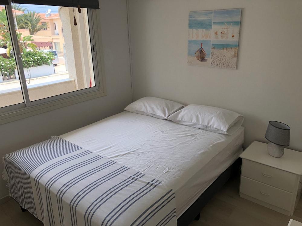 Long Beach Gardens 1 1